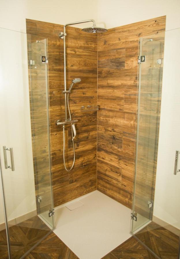 Apartment Black Der Sportschule Badura ไลป์ซิก ภายนอก รูปภาพ
